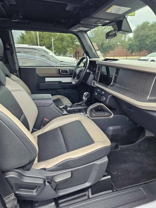 2024 Ford Bronco 6th Gen - Image 9 of 11