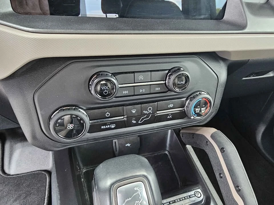 2024 Ford Bronco 6th Gen - Image 8 of 11