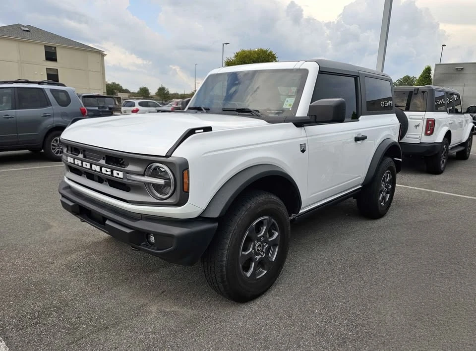 2024 Ford Bronco 6th Gen - Image 2 of 11