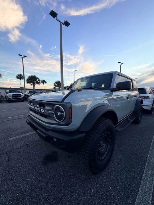 2024 Ford Bronco 6th Gen - Image 2 of 8