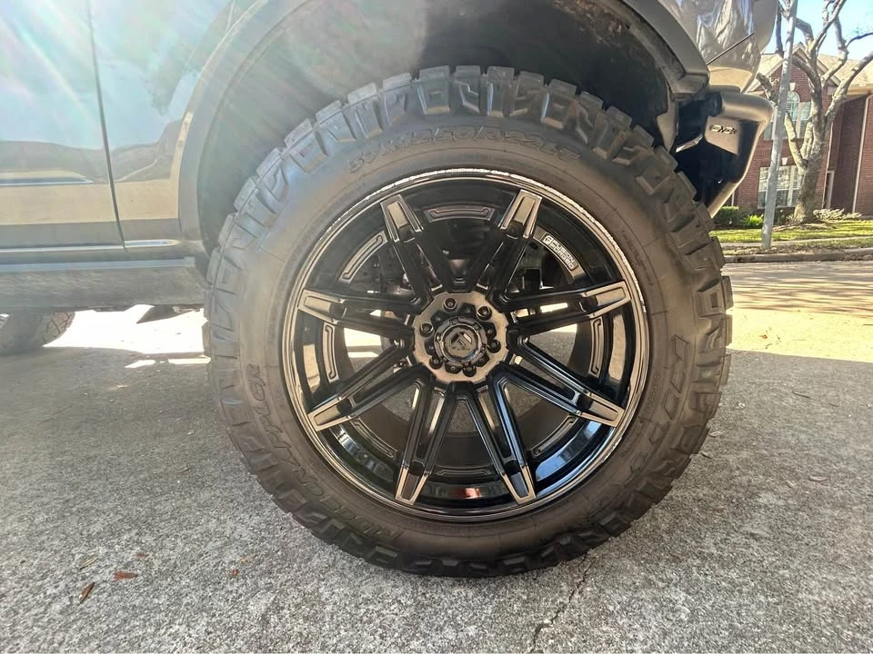 2024 Ford Bronco 6th Gen - Image 17 of 20