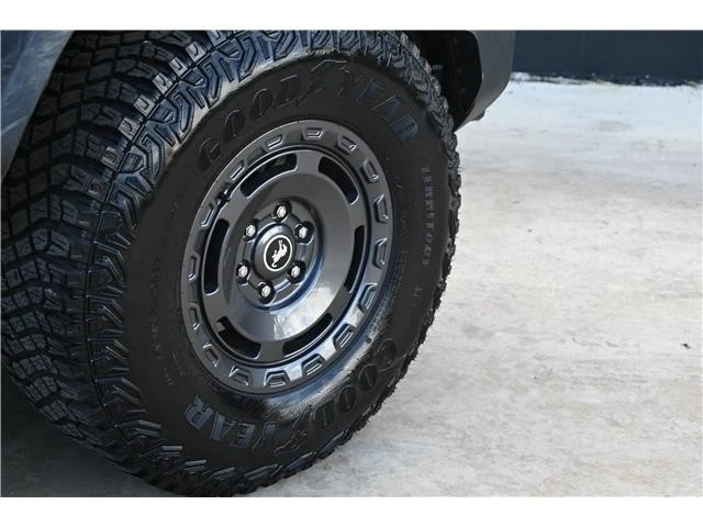 2024 Ford Bronco 6th Gen - Image 8 of 21