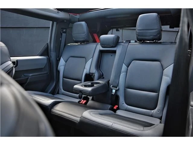 2024 Ford Bronco 6th Gen - Image 18 of 21