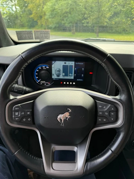 2024 Ford Bronco 6th Gen - Image 11 of 12