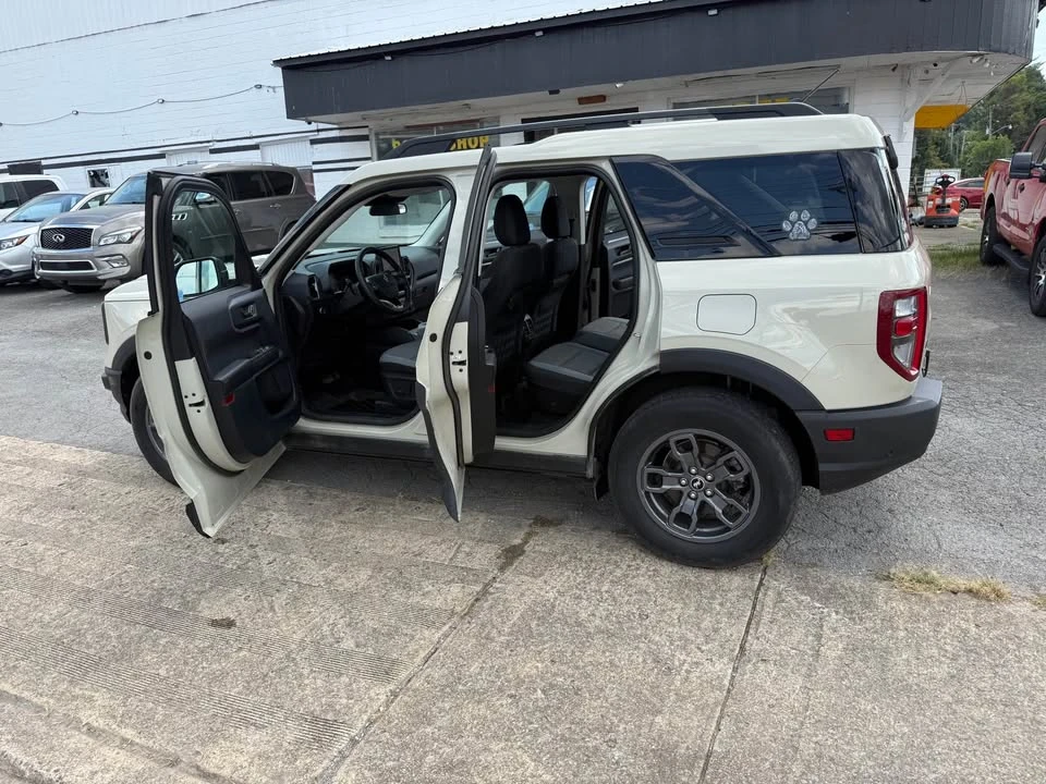 2024 Ford Bronco 6th Gen - Image 15 of 20