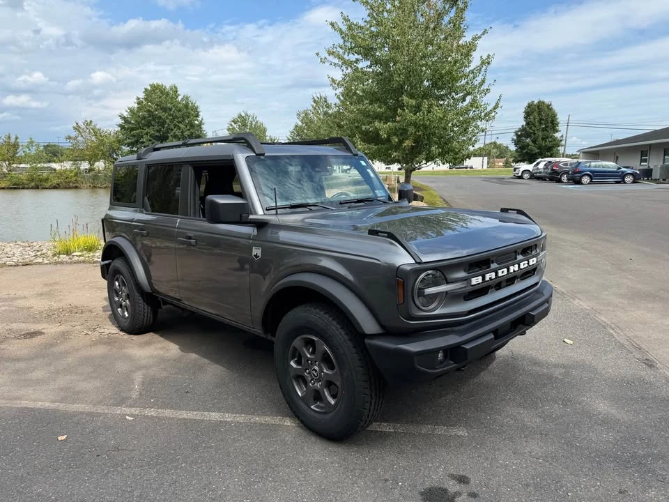 2024 Ford Bronco 6th Gen - Image 2 of 12