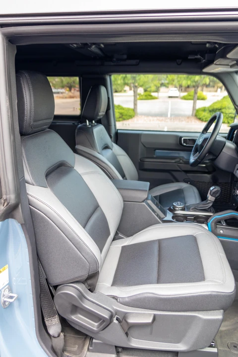 2024 Ford Bronco 6th Gen - Image 28 of 31