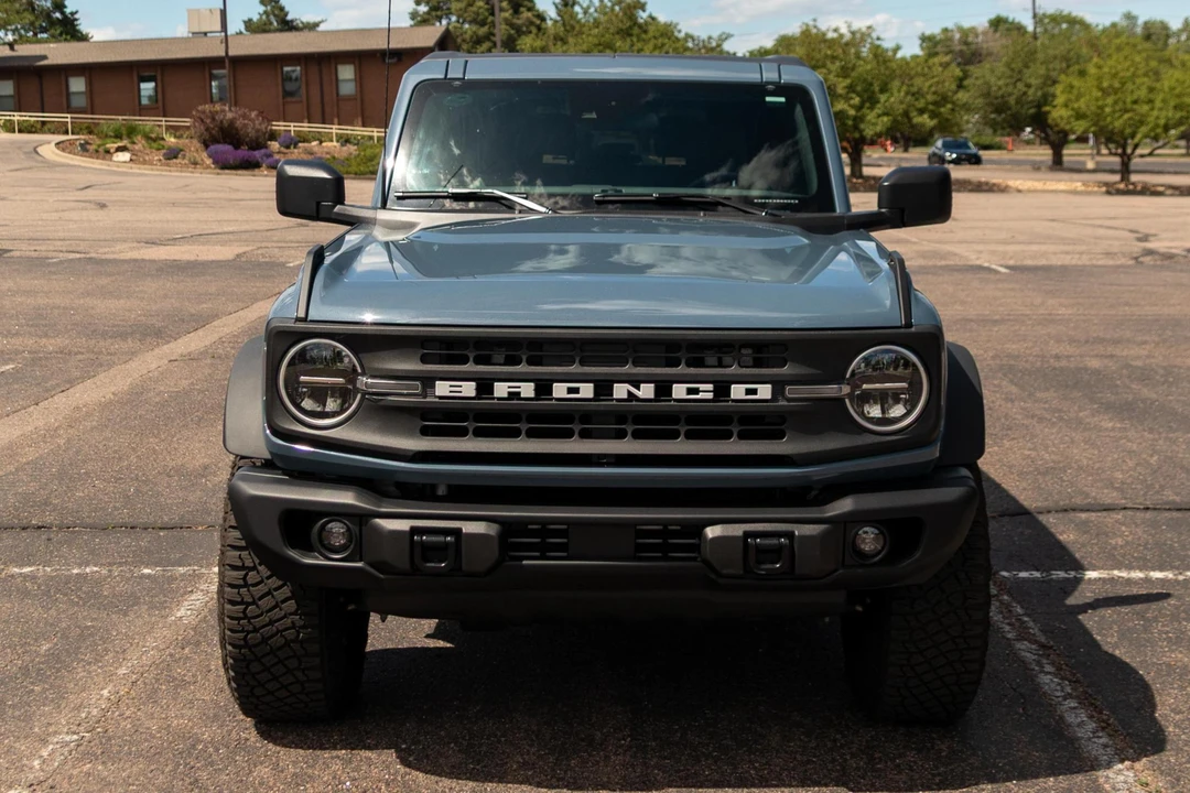 2024 Ford Bronco 6th Gen - Image 2 of 31