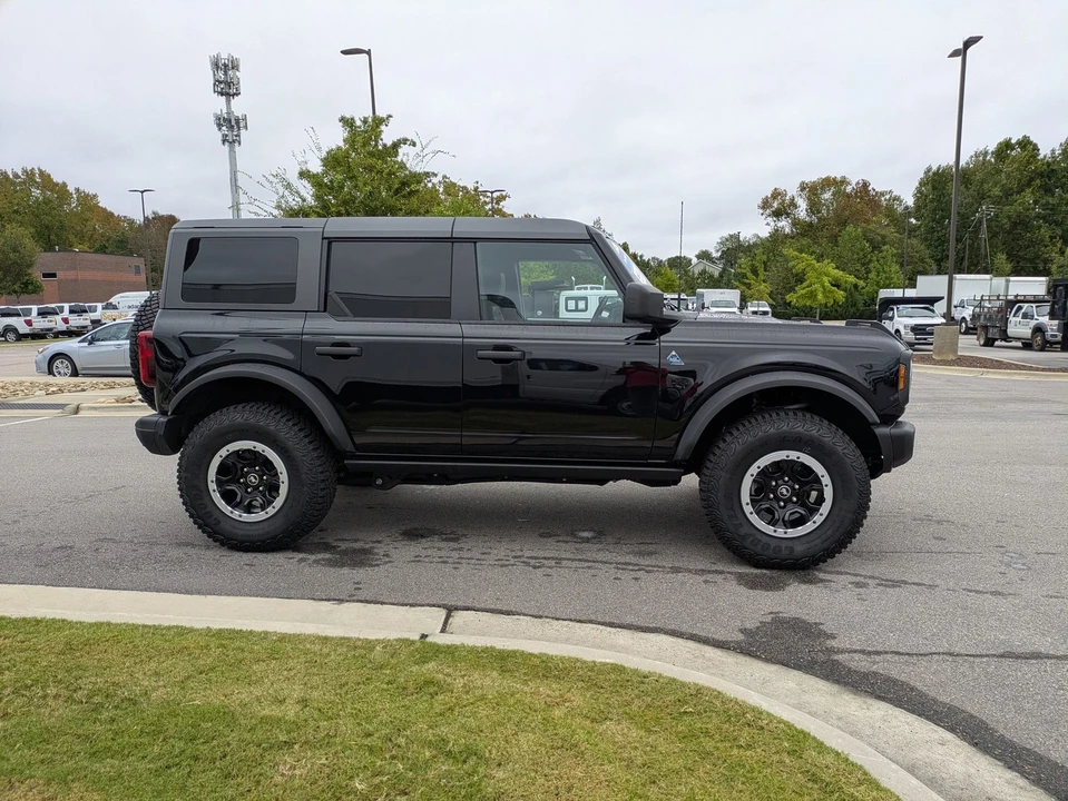 2024 Ford Bronco 6th Gen - Image 3 of 12