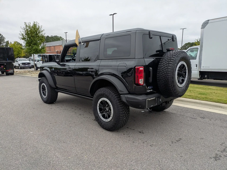 2024 Ford Bronco 6th Gen - Image 6 of 12