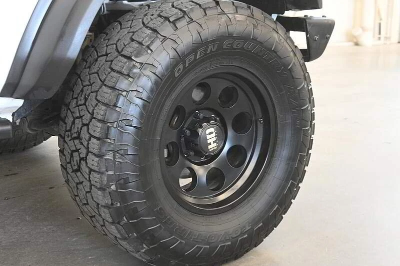 2024 Ford Bronco 6th Gen - Image 8 of 20