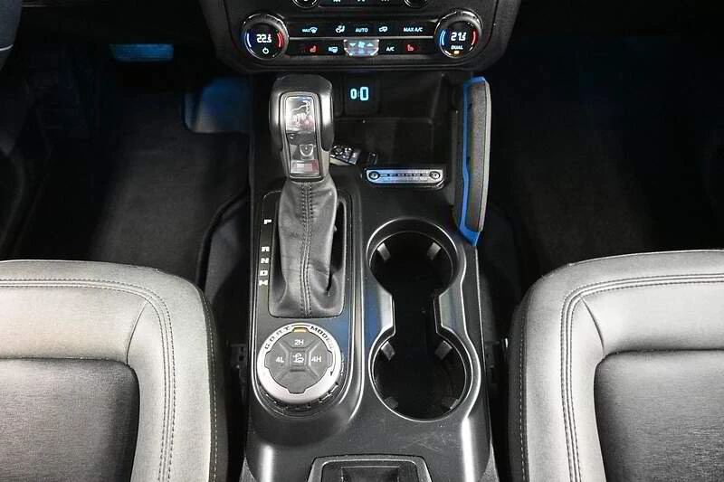 2024 Ford Bronco 6th Gen - Image 15 of 20