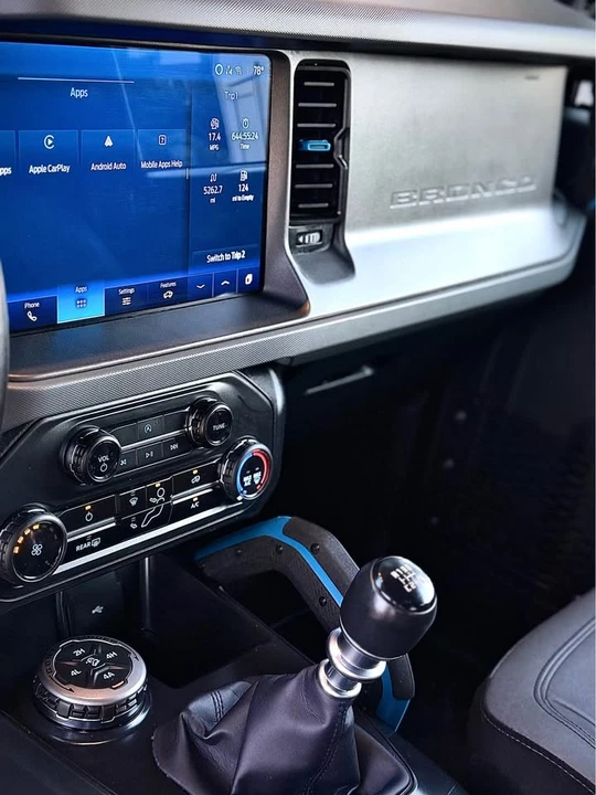 2024 Ford Bronco 6th Gen - Image 13 of 14