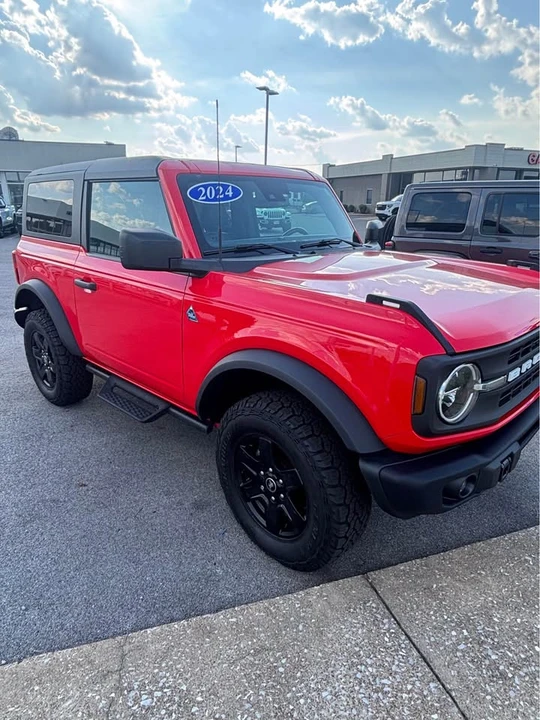 2024 Ford Bronco 6th Gen - Image 2 of 8