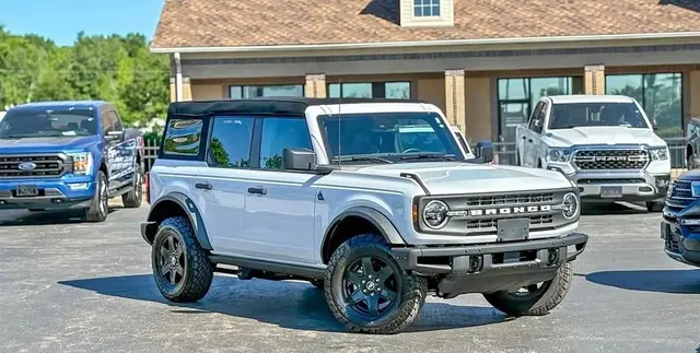 2024 Ford Bronco Black Diamond