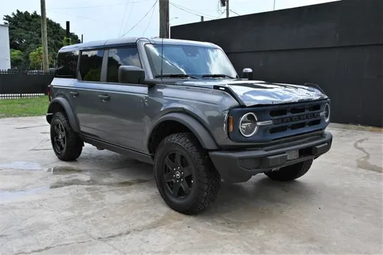 2024 Ford Bronco Black Diamond Sport Utility 4D
