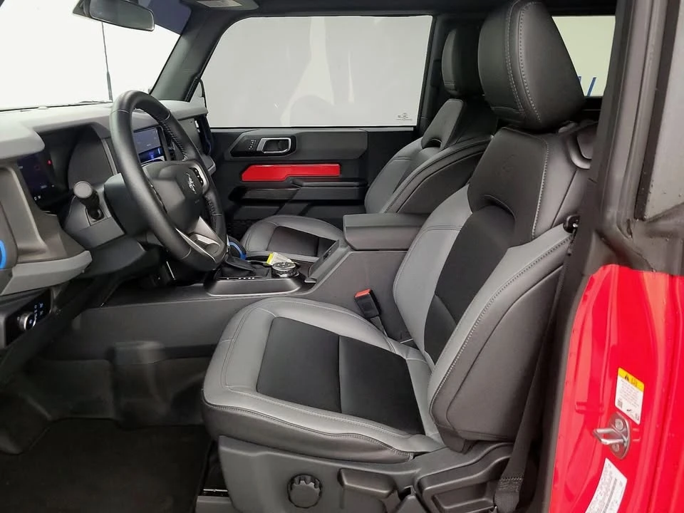 2024 Ford Bronco 6th Gen - Image 12 of 13
