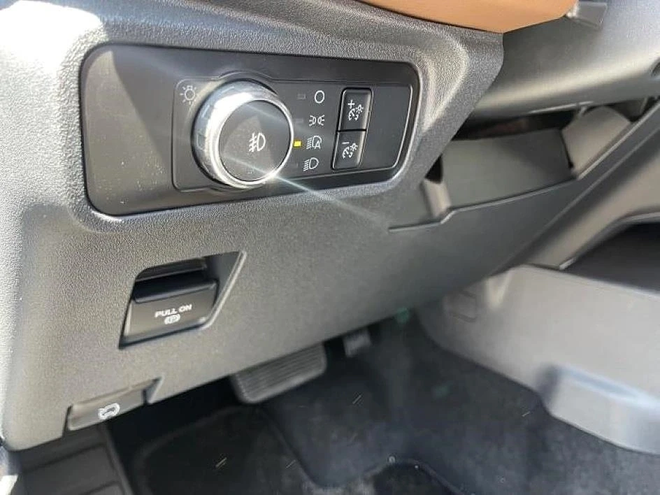 2024 Ford Bronco 6th Gen - Image 9 of 12