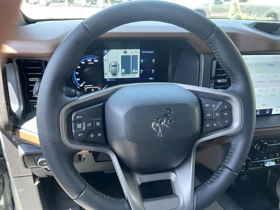2024 Ford Bronco 6th Gen - Image 11 of 12