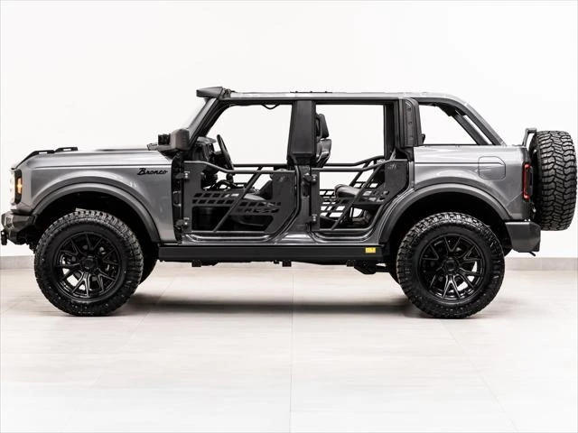 2024 Ford Bronco 6th Gen - Image 16 of 31