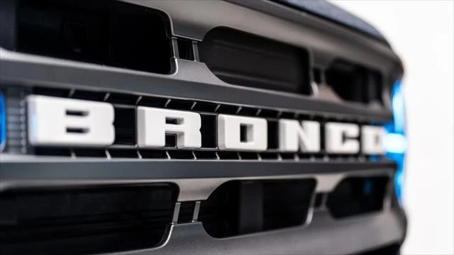 2024 Ford Bronco 6th Gen - Image 25 of 31