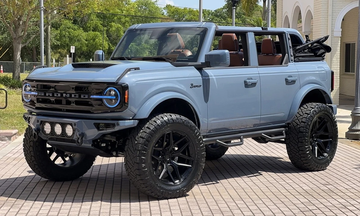 2024 Ford Bronco 6th Gen - Image 17 of 21