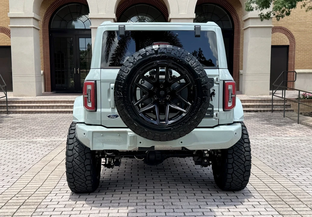 2024 Ford Bronco 6th Gen - Image 10 of 21