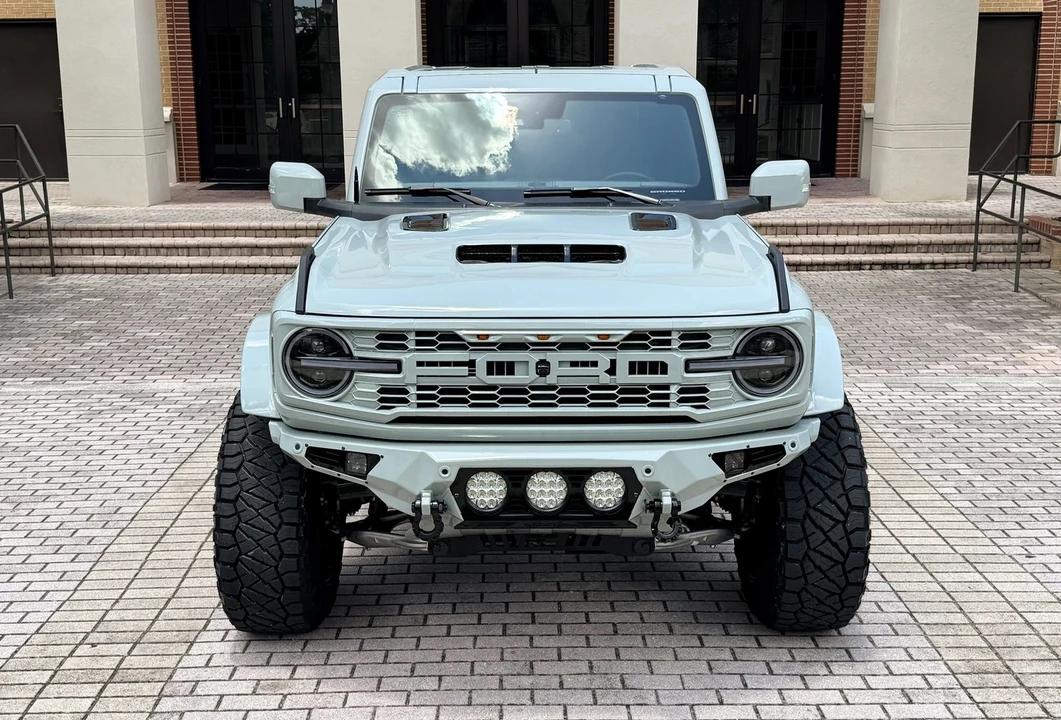 2024 Ford Bronco 6th Gen - Image 15 of 21