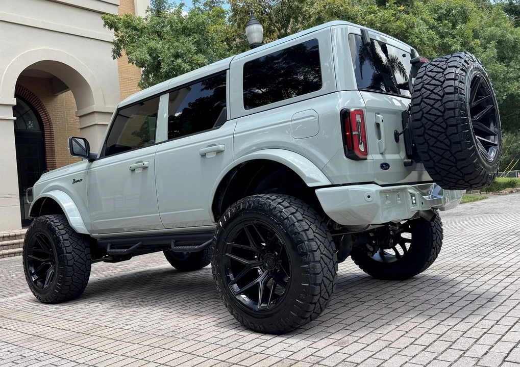 2024 Ford Bronco 6th Gen - Image 12 of 21