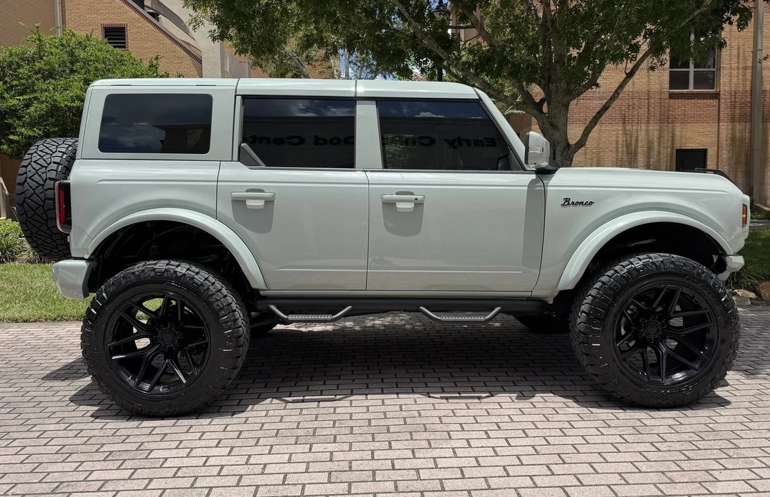 2024 Ford Bronco 6th Gen - Image 2 of 21