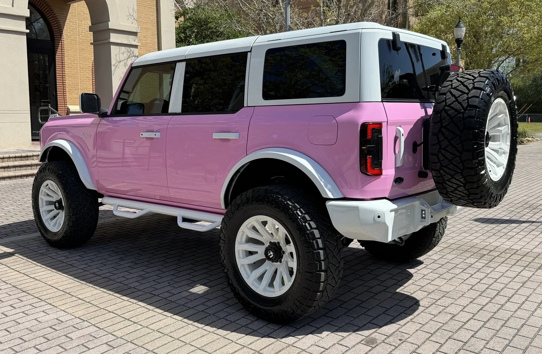 2024 Ford Bronco 6th Gen - Image 17 of 21