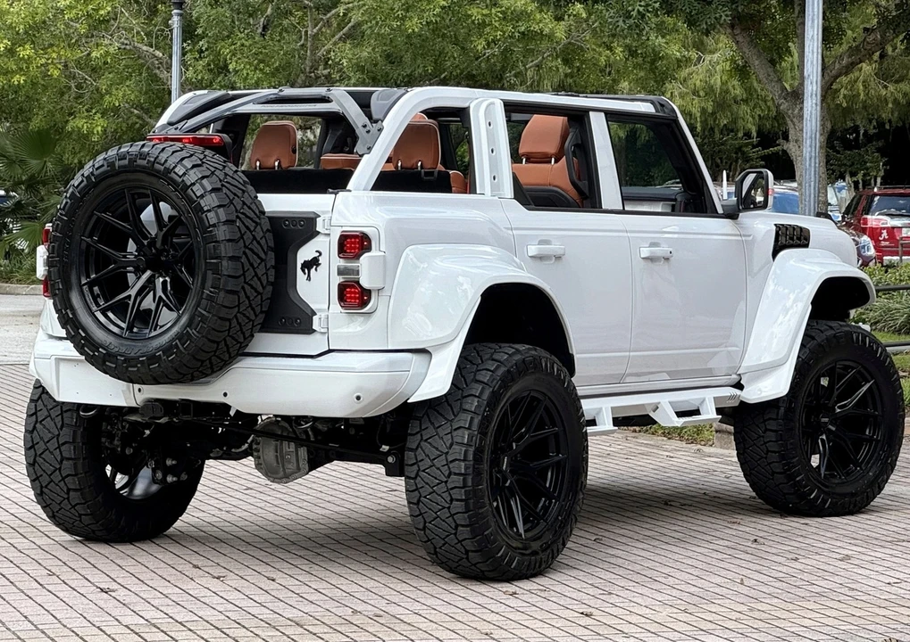 2024 Ford Bronco Raptor 6th Gen - Image 10 of 21