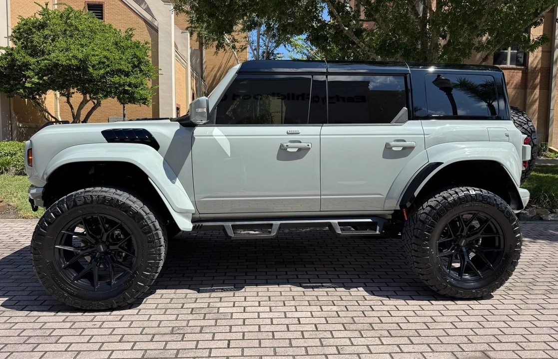2024 Ford Bronco Raptor 6th Gen - Image 2 of 21