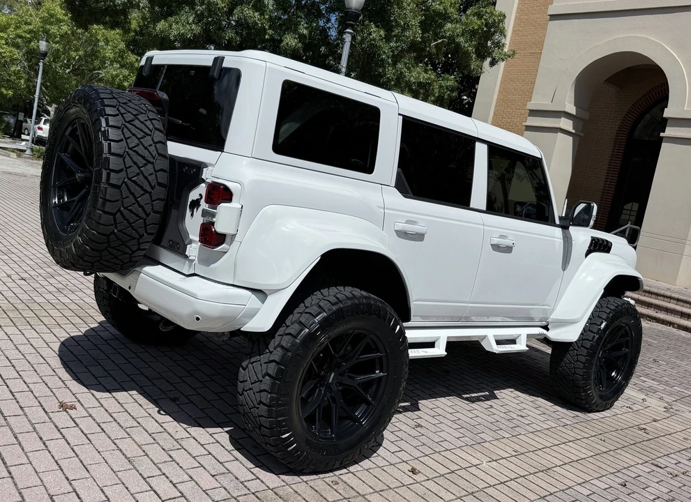 2024 Ford Bronco Raptor 6th Gen - Image 15 of 21