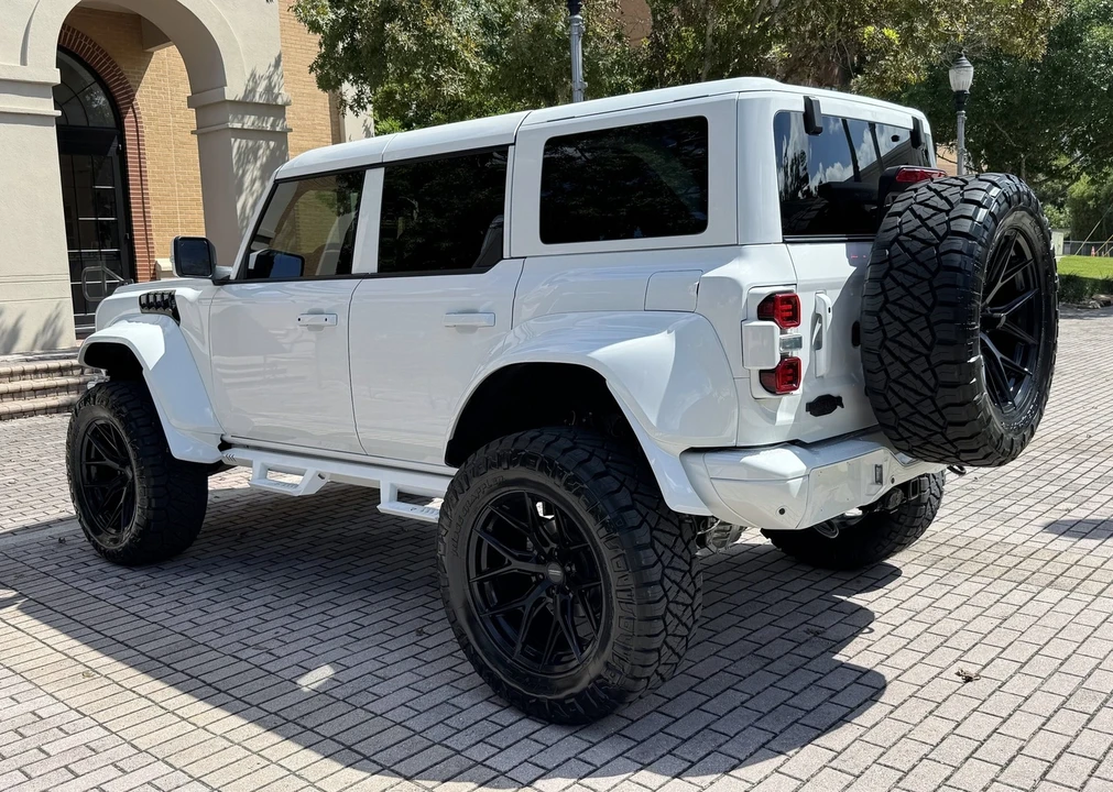 2024 Ford Bronco Raptor 6th Gen - Image 14 of 21