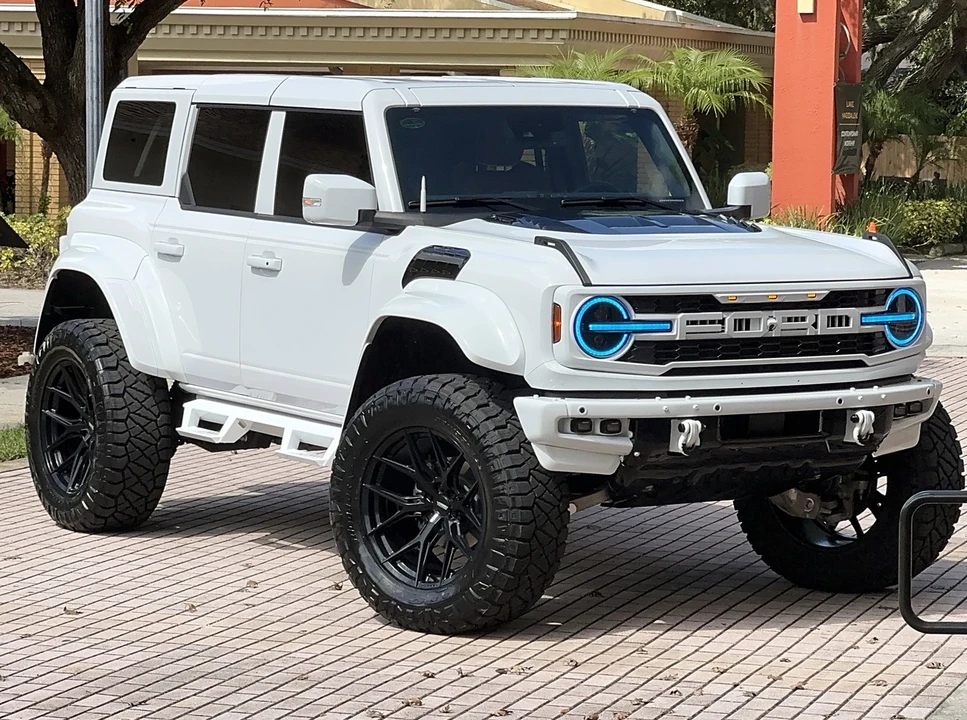 2024 Ford Bronco Raptor 6th Gen - Image 17 of 21