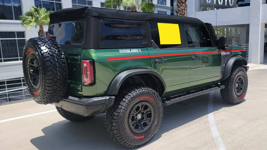 2024 Ford Bronco 6th Gen - Image 25 of 31