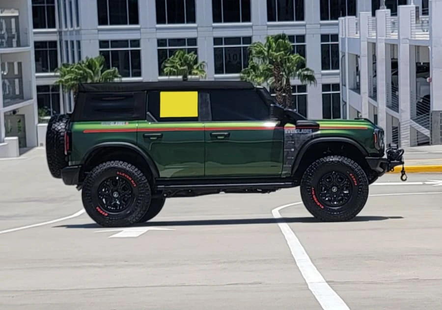 2024 Ford Bronco 6th Gen - Image 2 of 31