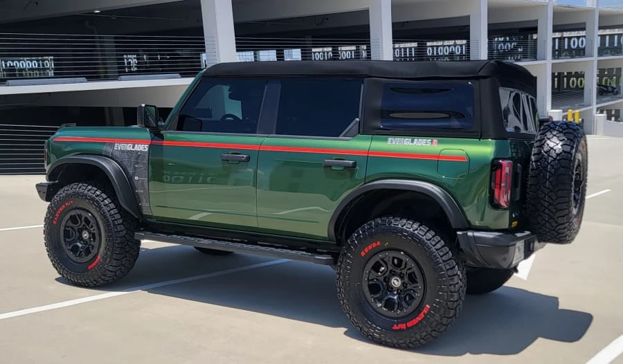 2024 Ford Bronco 6th Gen - Image 15 of 31