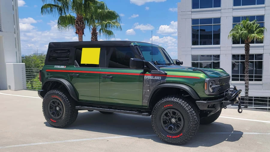 2024 Ford Bronco 6th Gen - Image 24 of 31