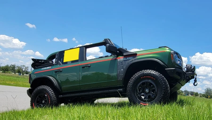 2024 Ford Bronco 6th Gen - Image 29 of 31