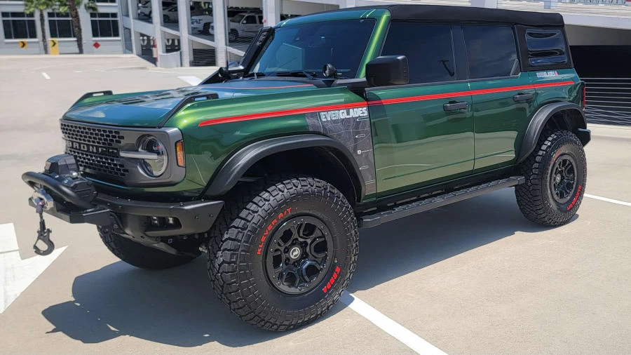 2024 Ford Bronco 6th Gen - Image 12 of 31