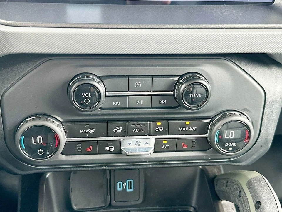 2024 Ford Bronco 6th Gen - Image 21 of 26