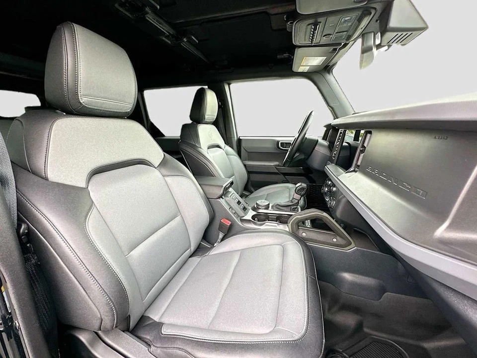 2024 Ford Bronco 6th Gen - Image 14 of 26