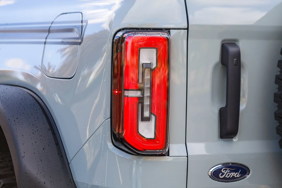 2024 Ford Bronco 6th Gen - Image 10 of 12