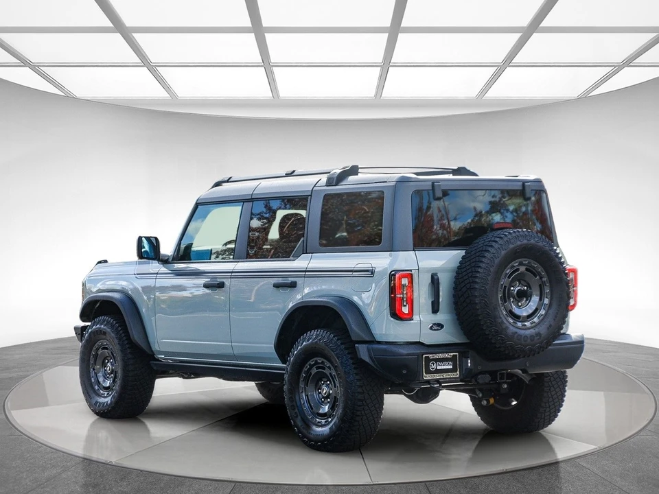2024 Ford Bronco 6th Gen - Image 2 of 12