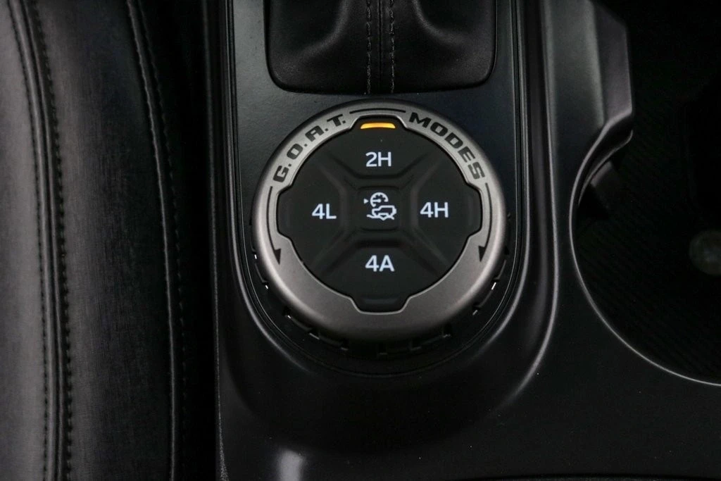 2024 Ford Bronco 6th Gen - Image 19 of 21