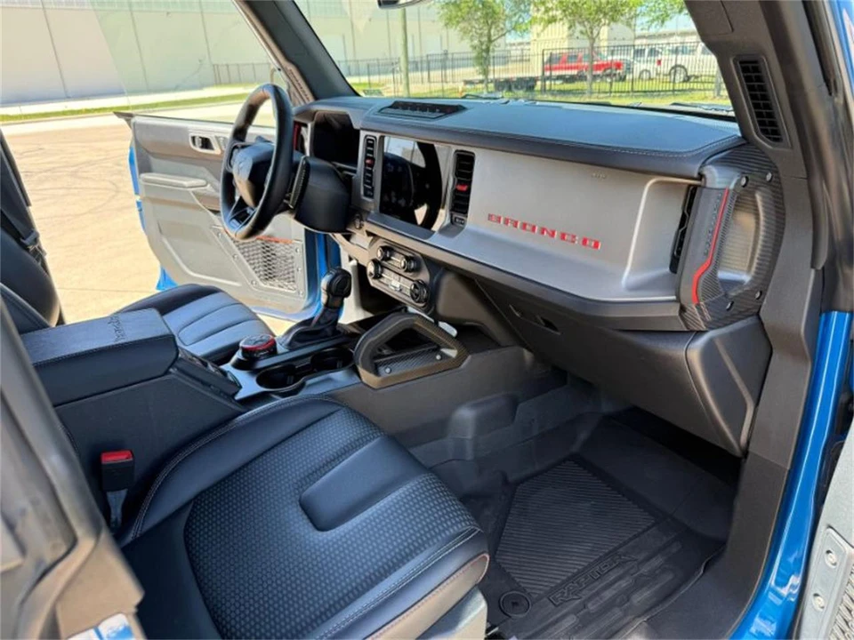 2024 Ford Bronco 6th Gen - Image 11 of 11