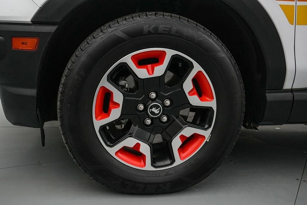 2024 Ford Bronco 6th Gen - Image 11 of 21
