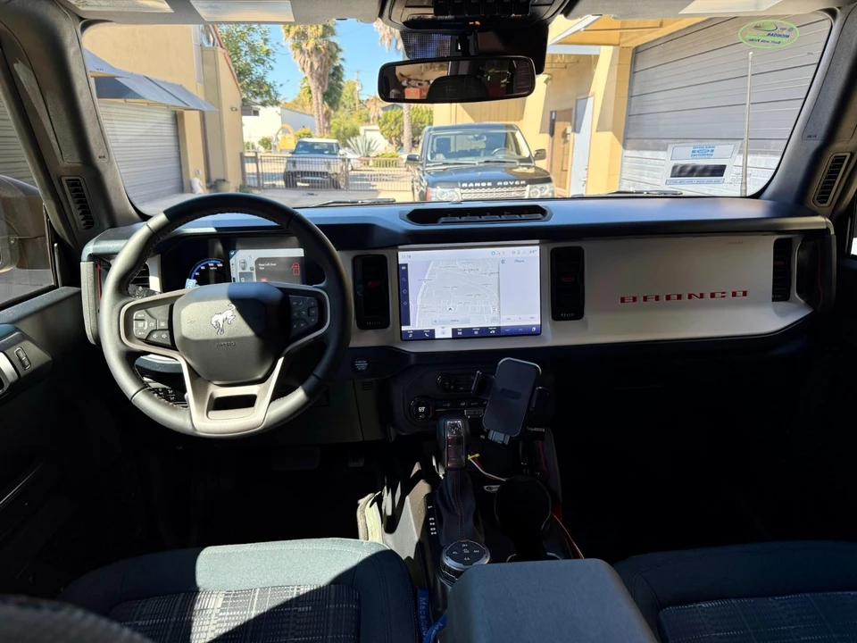 2024 Ford Bronco 6th Gen - Image 13 of 15